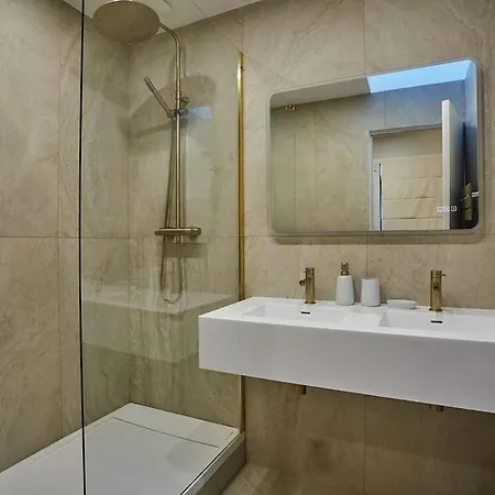 Place De La Bastille Cozy And Modern 2bd